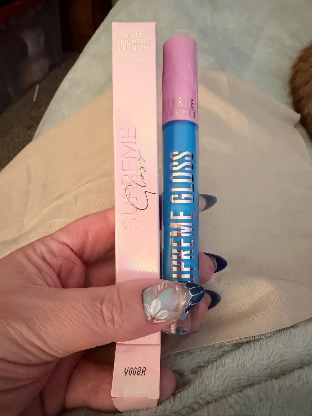 Jeffree Star Supreme Gloss Bright Blue with Pink Cap